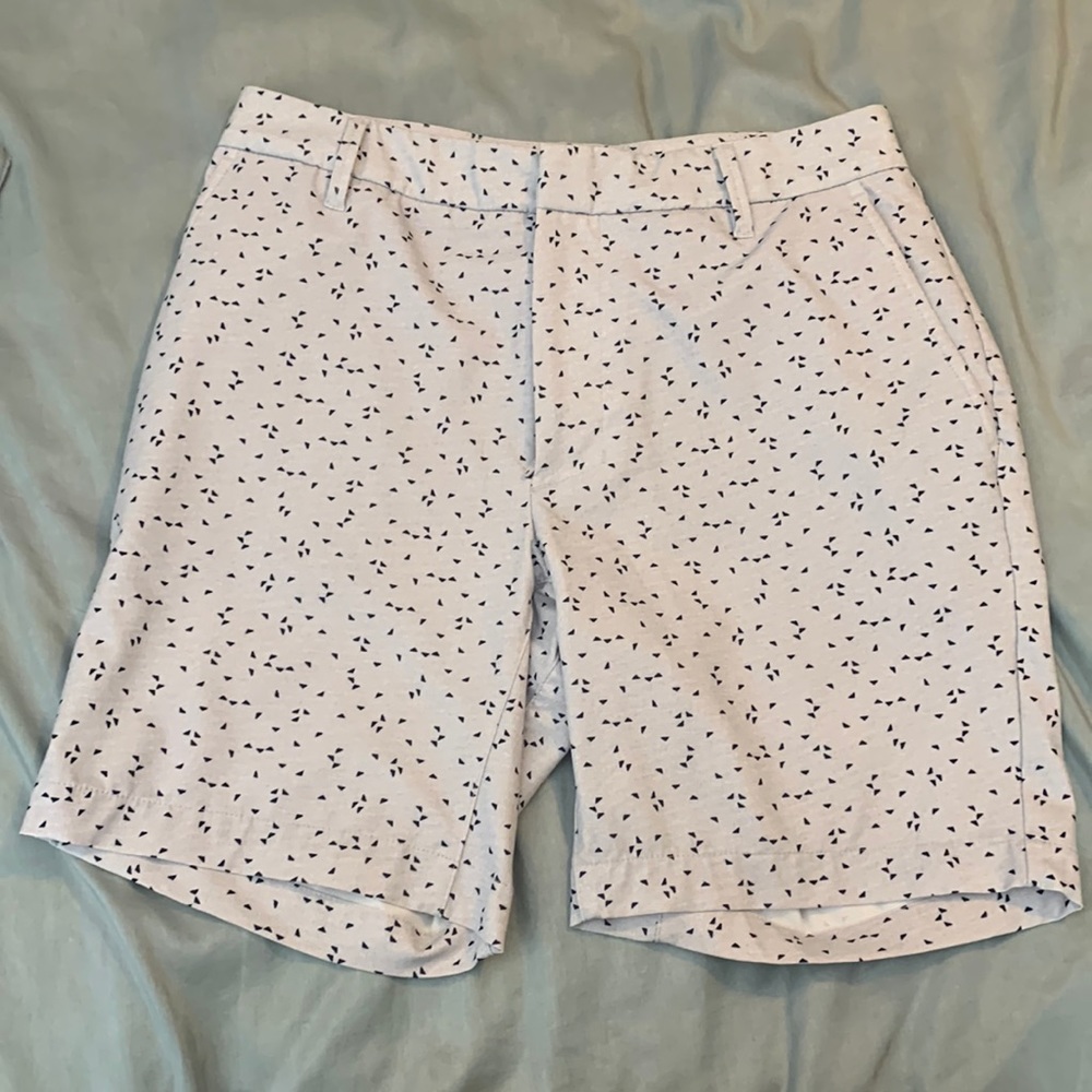 All in motion size 30 golf shorts